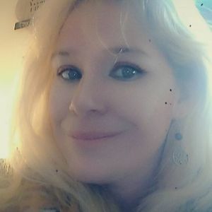 Meet your Posher, Liz